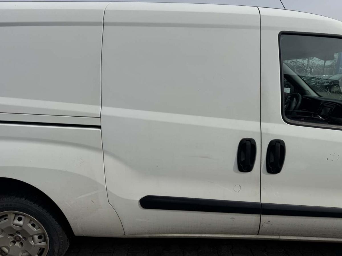 Fiat Doblo 2 original Schiebet&uuml;r rechts 249 Bianco Banchisa Kastenwagen Bj.2018